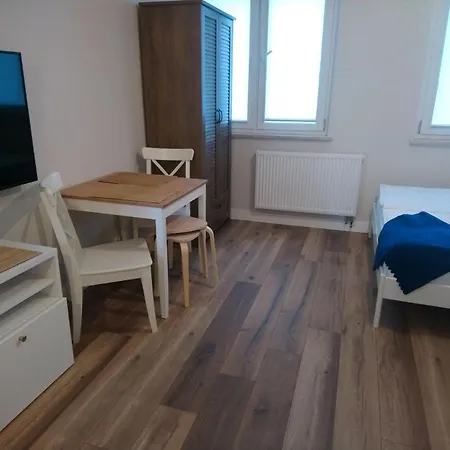 Nowe Na Gryfa 미엥지즈드로예